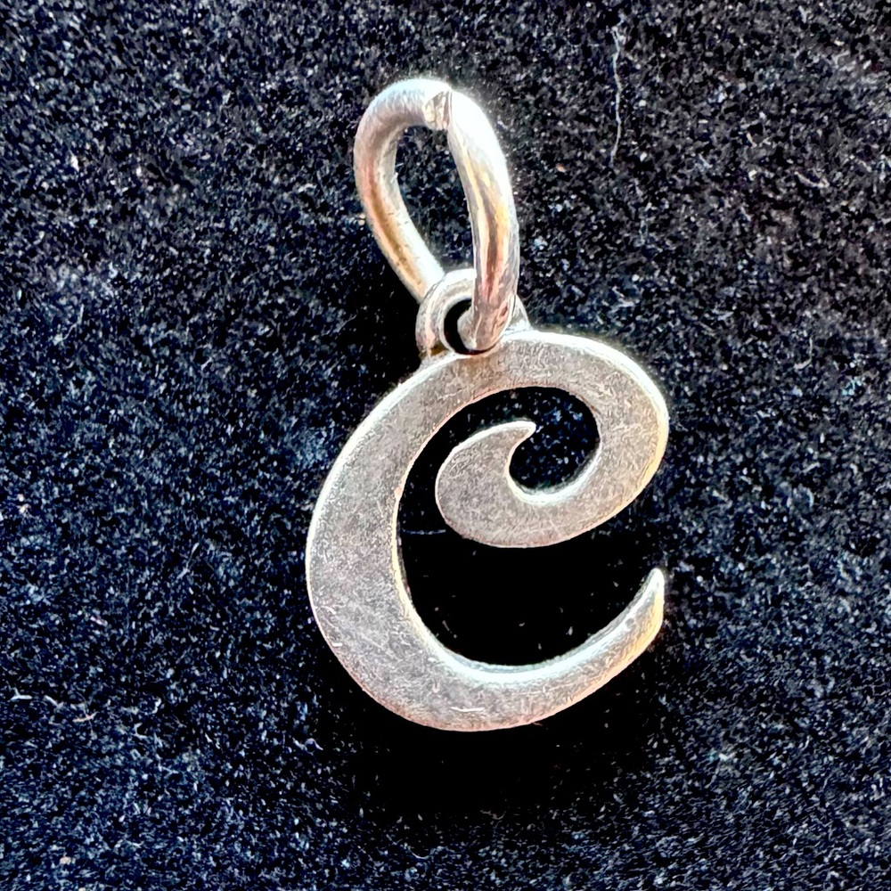James Avery E Charm